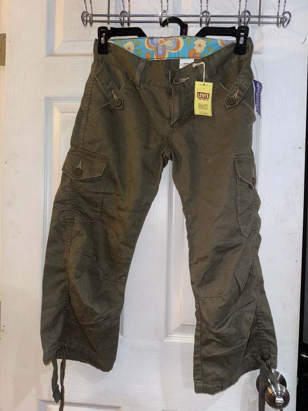 Levi's Tab Twills Cargo Pants Size 3 Green Y2K Floral Waistband